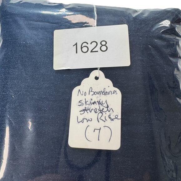 Low Rise Slim Fit Jeans Dark Wash Stretch Denim Zip Fly Women 7 Minimalist Y2k - Picture 16 of 16